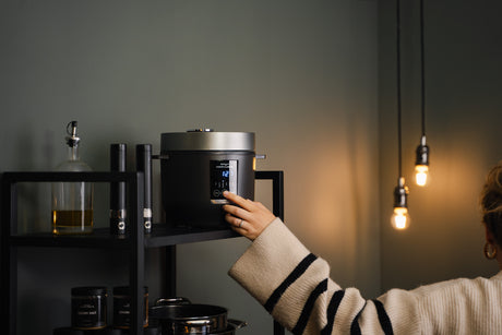 So bereitest du eine One-Pot-Pasta mit Chorizo im Reiskocher von ONYX Cookware zu