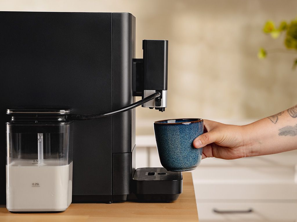 VOLLAUTOMATISCHE KAFFEEMASCHINE - 6
