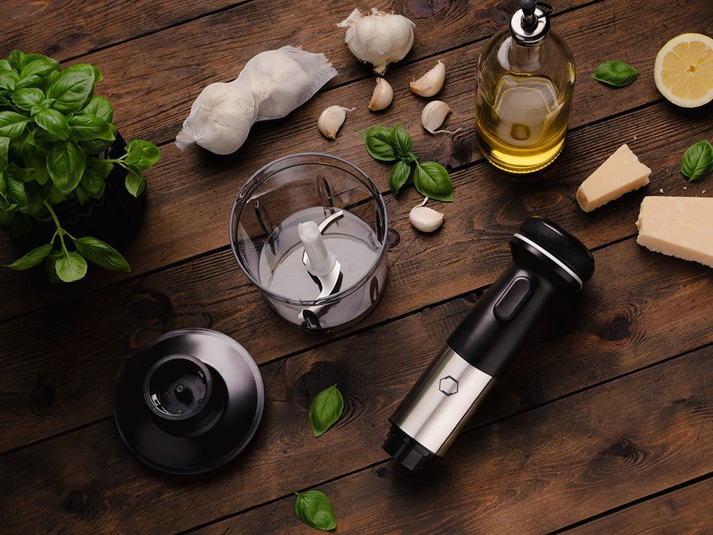 KABELLOSER STABMIXER MIT AKKU