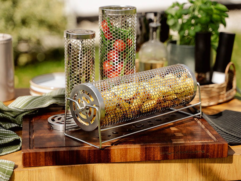 SET MIT GEMISCHTEN GRILLKÖRBEN