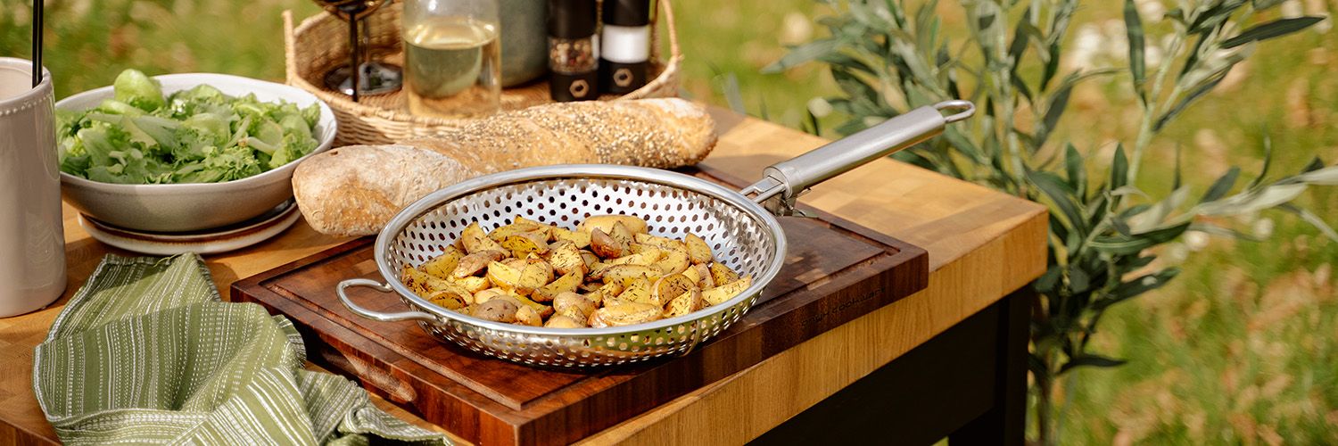 BBQ-GRILLPFANNE MIT ABNEHMBAREM GRIFF 28 CM