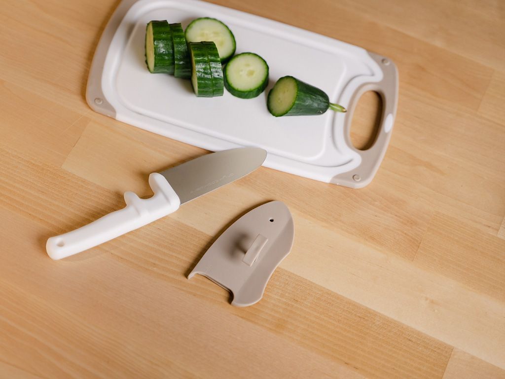 KINDERMESSER ESSENTIAL - 4