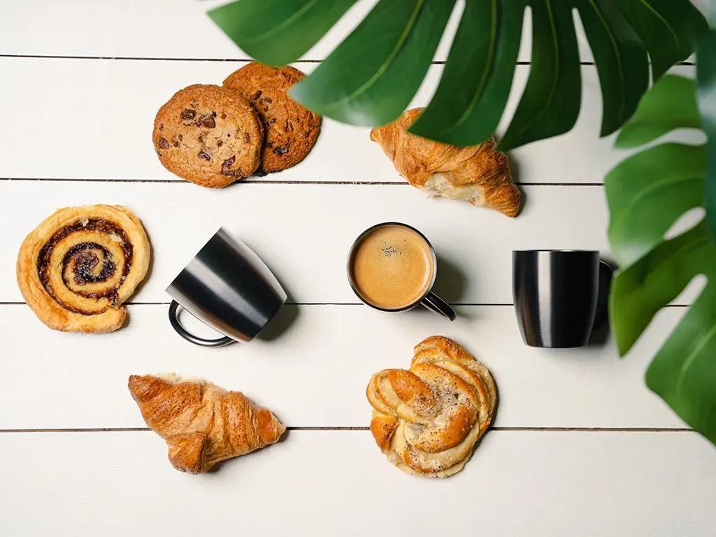 BECHER AUS EDELSTAHL - 5